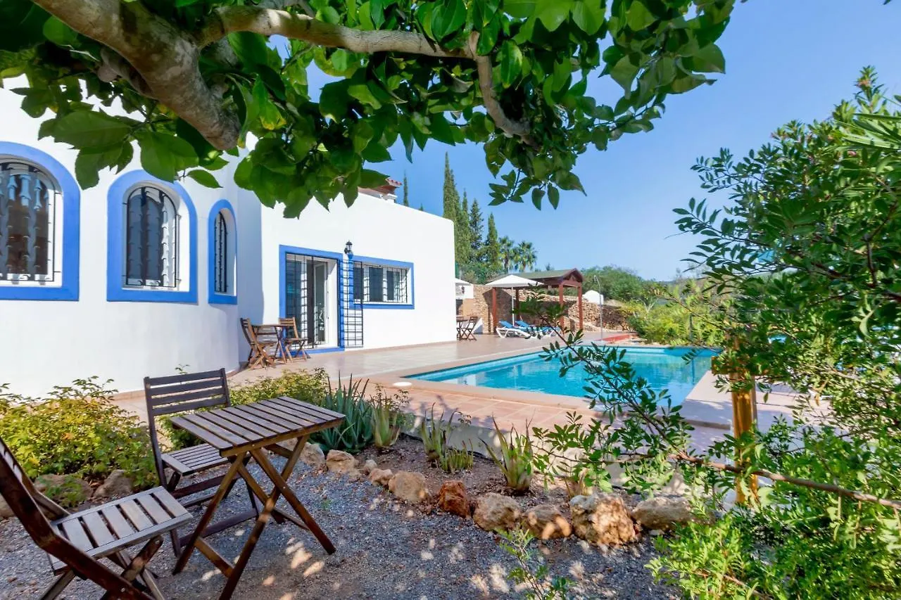 Charming Villa With Pool, Can Toni Mateu. Sant Carles de Peralta